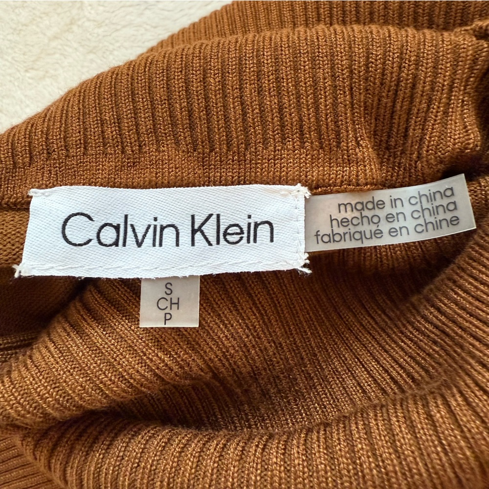 EUC Calvin Klein Rich Brown Ribbed Turtle Neck Sweater - Picture 5 of 8